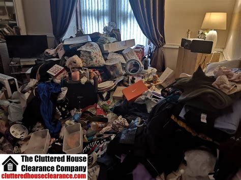 UK Hoarding House Clutter Before & After Cleanup Pictures 7 | UK Hoarded House Clearance