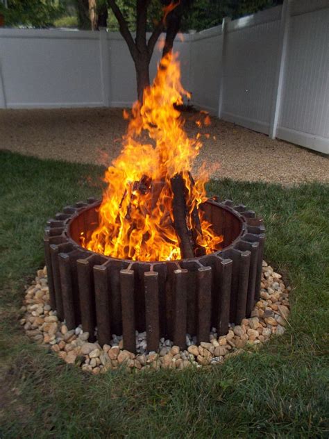 40 Amazing Backyard Fire Pit Ideas - Engineering Discoveries Fire Pit Backyard, Outdoor Fire Pit ...
