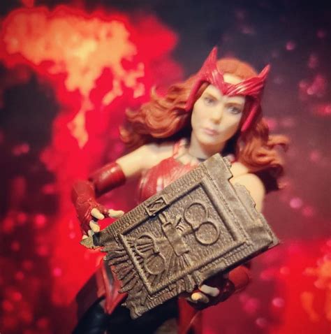 STL file Darkhold - Marvel Legends Scarlet witch・3D print design to download・Cults