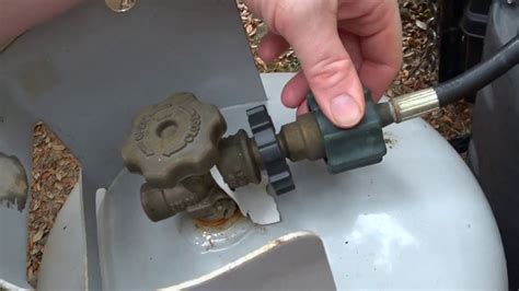 100 lb propane tank hook up