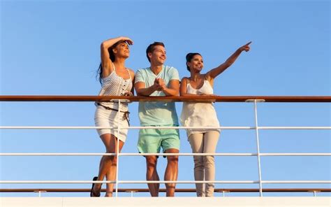 best singles cruises to hook up