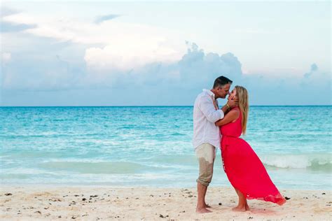 cancun dating