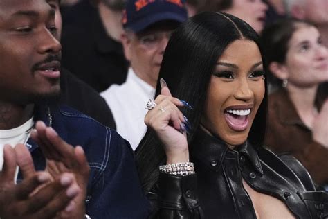 cardi be dating
