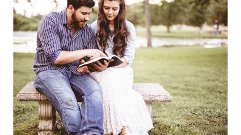 christian dating hugging
