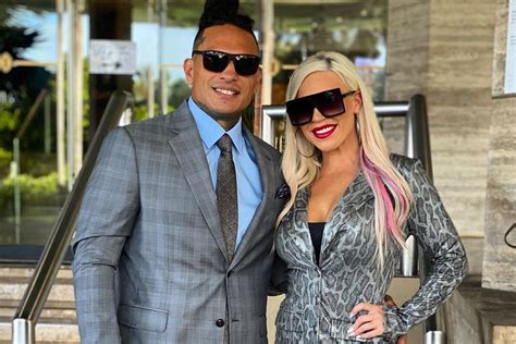 dana dating