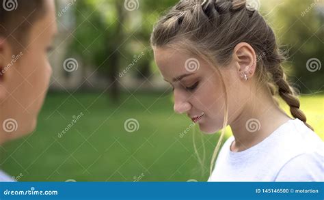dating a shy awkward girl