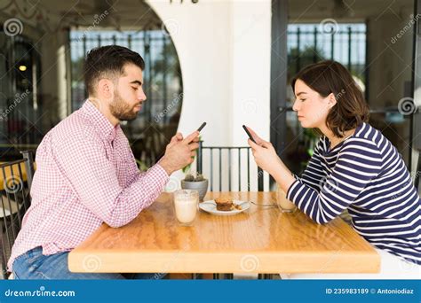 dating boring man