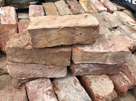 dating handmade bricks