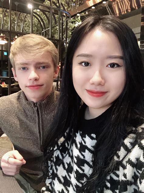 dating korean american girl