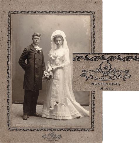dating old family photographs
