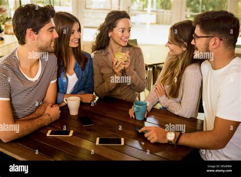dating someone in a group of friends