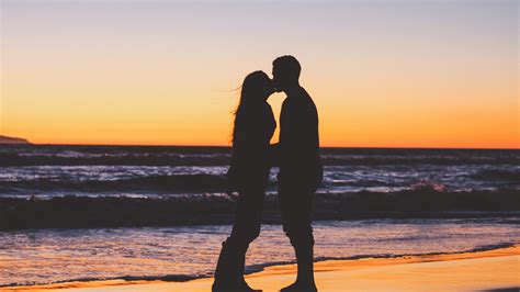 dating wallpapers