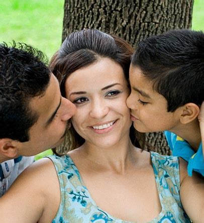 dating young single moms