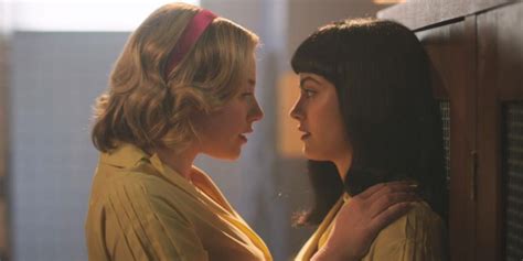 do betty and veronica dating in riverdale