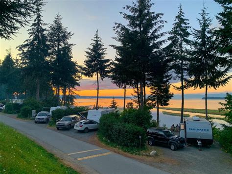 full hookup camping vancouver island