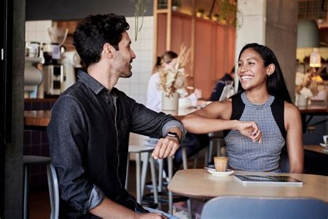 going speed dating alone