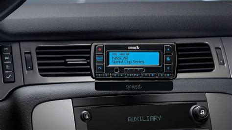 hook up sirius radio car