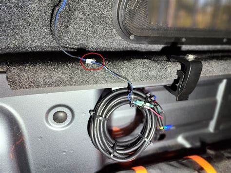 hook up third brake light