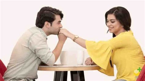 how long should you talk to a guy before dating them