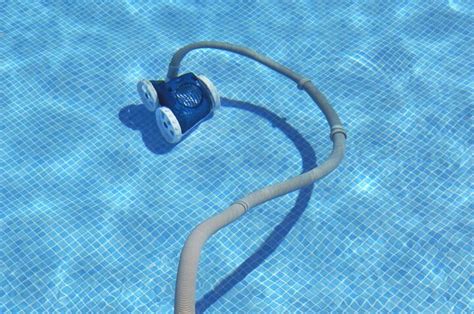 intex pool vacuum hook up