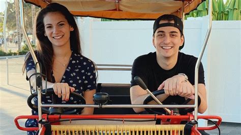 is cloakzy dating alexia