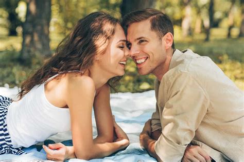 pictures of dating couples