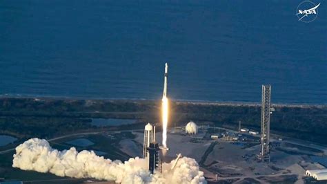 rocket hookup with space station