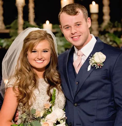 was kendra dating another duggar