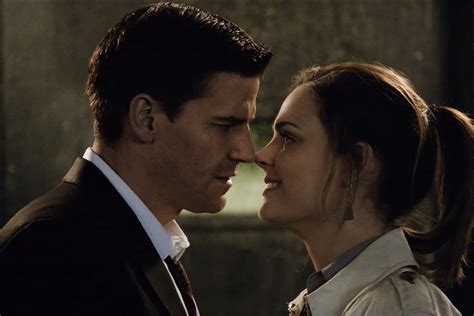 when do booth and brennan first hook up