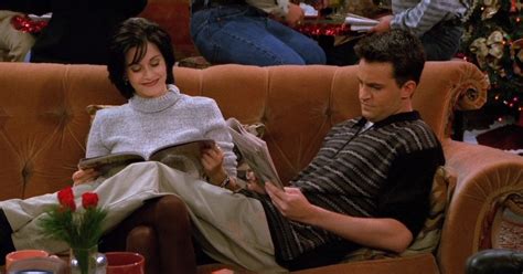 when does chandler start dating monica
