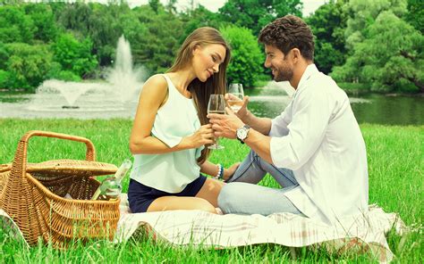 wicker dating