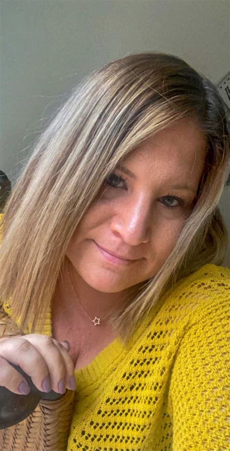 woman single 30