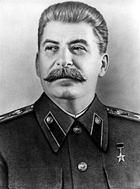 Сталин
 2024.04.26 13:04