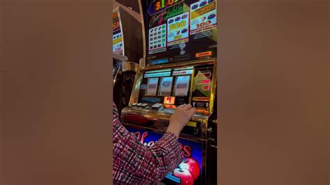 Jackpot Jubilation And Gambler Celebrates Massive Online Slot WAR138 Rtp - WAR138 Rtp