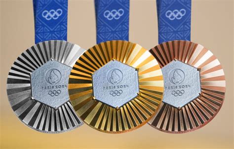 Jo 2024 Double Sacre Olympique Historique En Une G200M - G200M