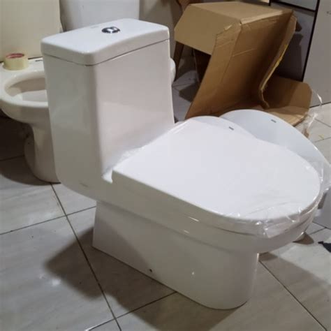 Kloset Duduk Toilet Toto Cw 868 Nj Tokopedia TOTO868 - TOTO868