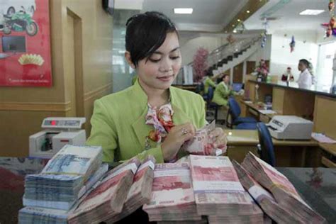 Pegawai Bank Di Maluku Ambil Uang Kas RP1 Judi Klikbola Online - Judi Klikbola Online