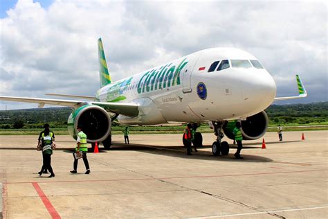 Pesawat Mendarat Di Bandara Kabir Pulau Pantar Mulai Aviator Resmi - Aviator Resmi