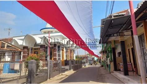 Warga Kademangaran Tegal Bentangkan Bendera Merah Putih Raksasa BENDERA138 - BENDERA138