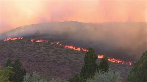 Wildfires Can Create Their Own Weather Further Spreading Twitspin - Twitspin