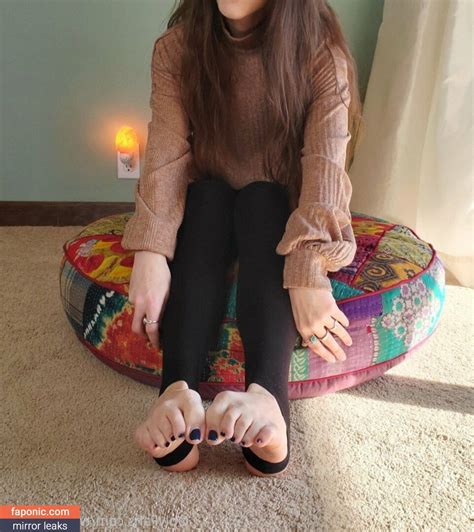 2prettyfeet La Onlyfans Telegram channel preview
