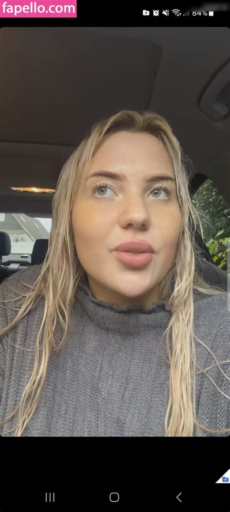 Preview 2 of Adelina Dalevska Leaked Nude Photo
