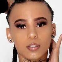 Akoshercanadian OnlyFans channel