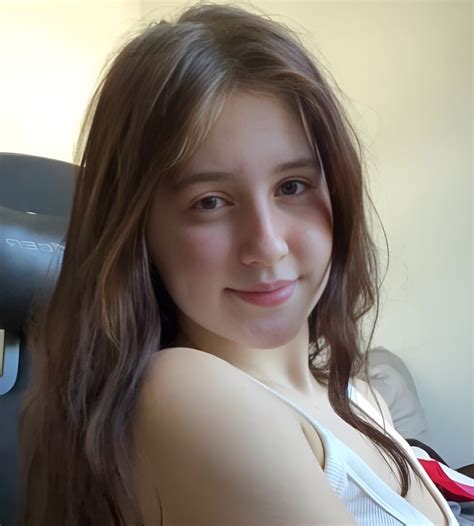 Preview 3 of Alana Rose Redgifs Coml Onlyfans