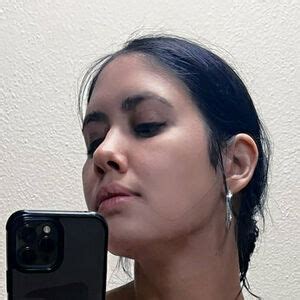 Preview 2 of Ale_moreeno7 Girl Leaked