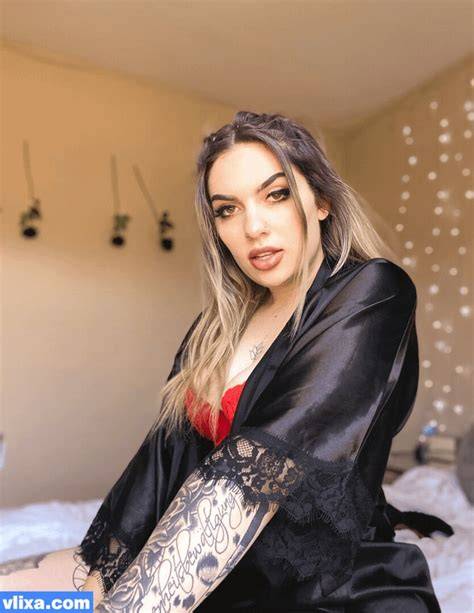 Alexxa Mia OnlyFans channel