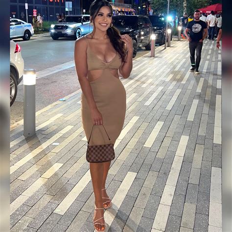 Alexya Castillo OnlyFans channel