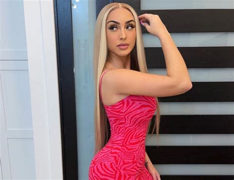 Preview 1 of Alyciatyre Onlyfans Leaks Instagram