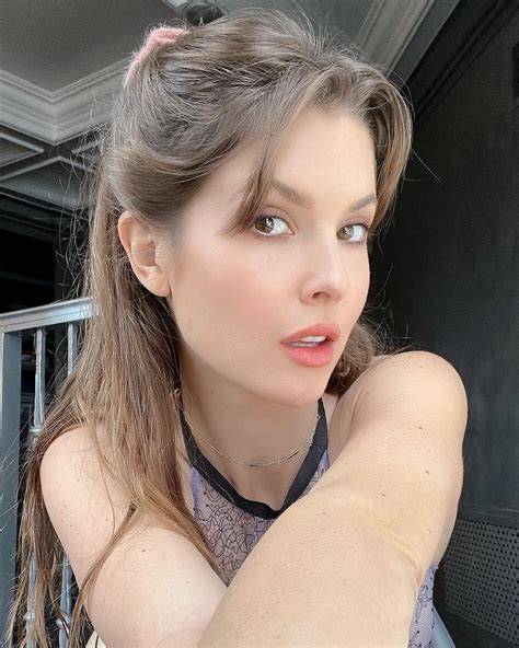 Amanda Cery OnlyFans channel