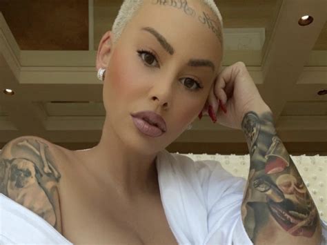 Preview 2 of Amber Rose Onlyfan Lea